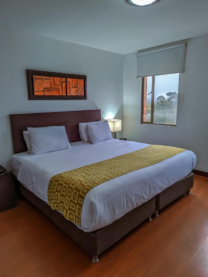Hotel Charlotte Suite 26 Богота Экстерьер фото