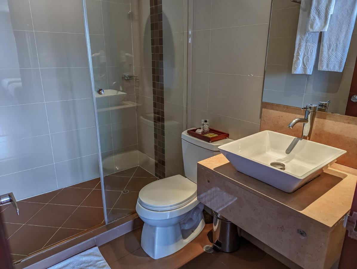 Hotel Charlotte Suite 26 Богота Экстерьер фото
