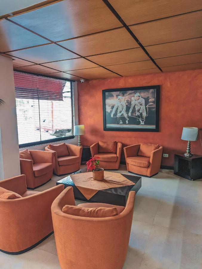 Hotel Charlotte Suite 26 Богота Экстерьер фото