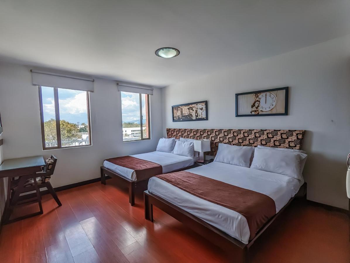 Hotel Charlotte Suite 26 Богота Экстерьер фото